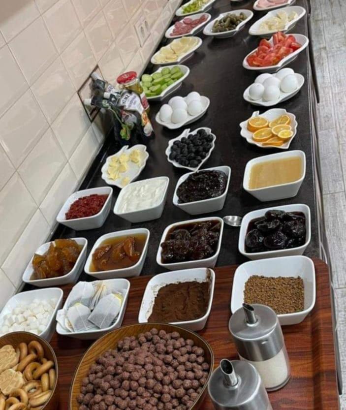 Hotel The Sindh House - Indus Aroma Restaurant Tbilisi Esterno foto