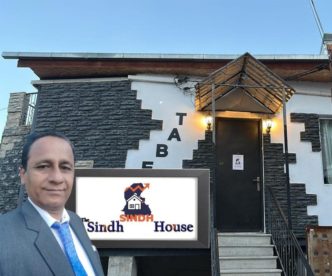 Hotel The Sindh House - Indus Aroma Restaurant Tbilisi Esterno foto